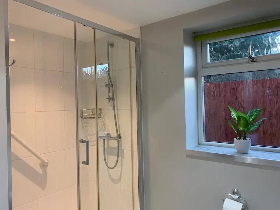 Apartmán Self Contained - Own Entrance High Wycombe Exteriér fotografie